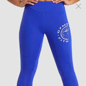  - Helt nya, oanvända, kvar i förpackning med lappar och allt på. Endast provade.   Nypris är 500 men säljer för 200.  Kan mötas upp i Norrköping eller skickas men då betalar den som köper, frakten.