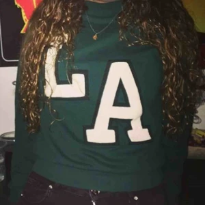  - Grön sweatshirt från hm💕