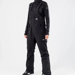 Dope snowboardbyxor - Intressekoll på dessa snowboardbyxor från märket dope. Använda en säsong, med inga skador. Jätteanvändbart med många fickor. Nypris är 2000 kr, skriv nedan vad ni kan tänka er att betala