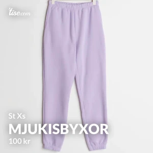 Mjukis från gina - St xs, super snygga på och sköna! Frakt tillkommer på 44kr