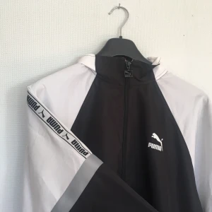 Puma - Vindjacka, aldrig använd 