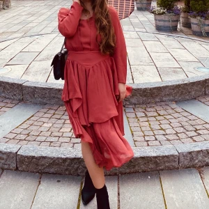 Klänning  - Klänning med bra skick.