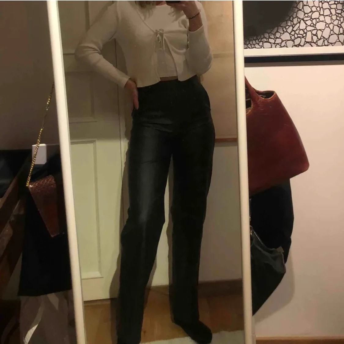 linn ahlborgs skinnbyxor från NA-KD - 91