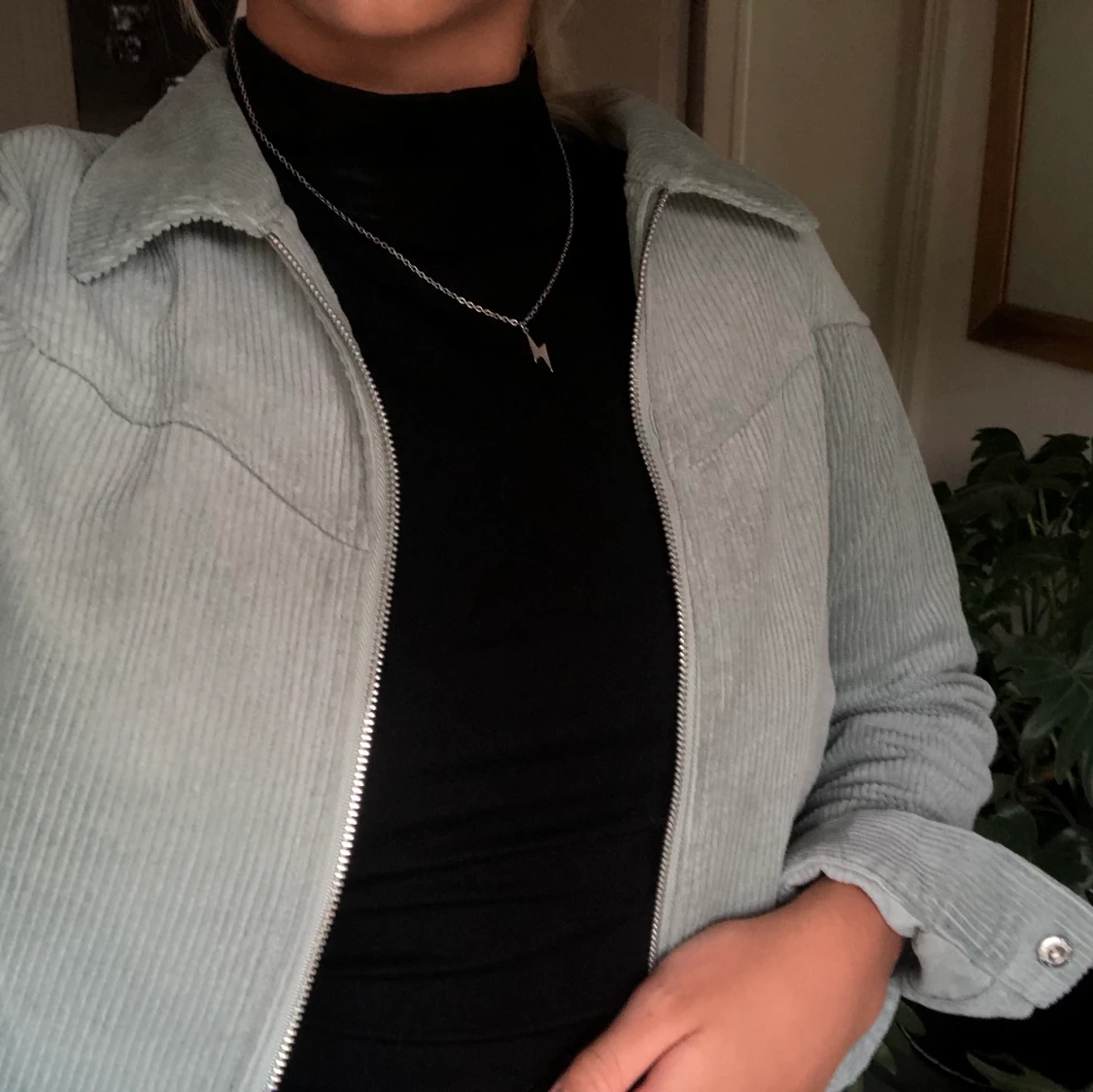 Nakd mancheserjacka - 91