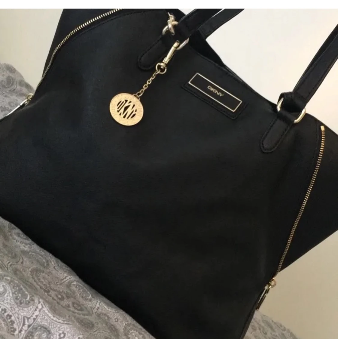 DKNY handväska ÄKTA!!