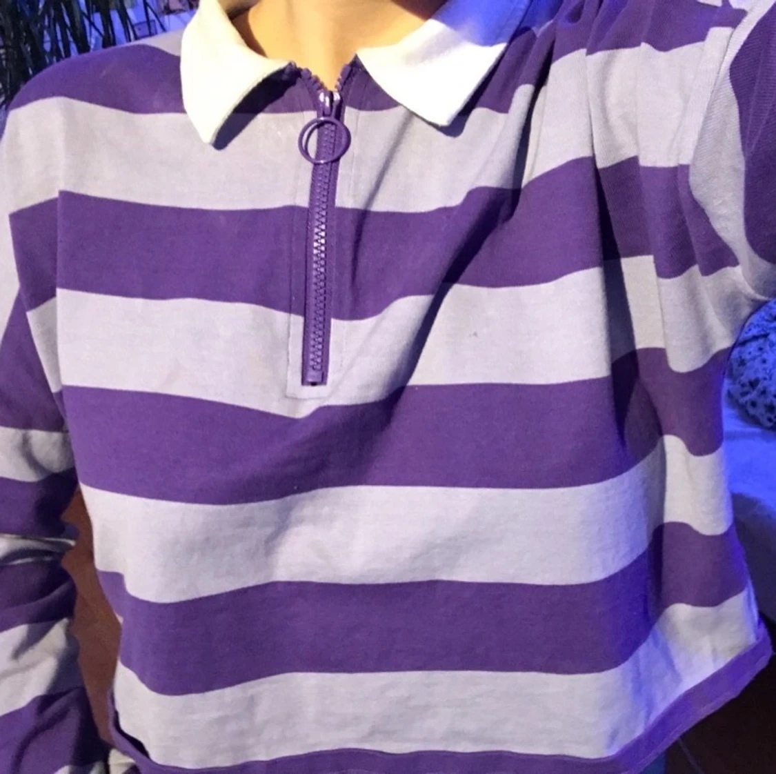 Lila randig tröja från monki  - 91