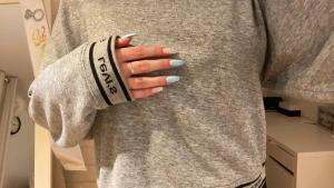 Levis - Original Grå tröjan! Jätte fin och bra material 