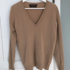  - Cashmere sweater from Zara, sz S.