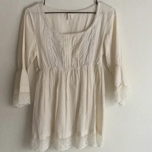  - Naturfärgad blus från MQ