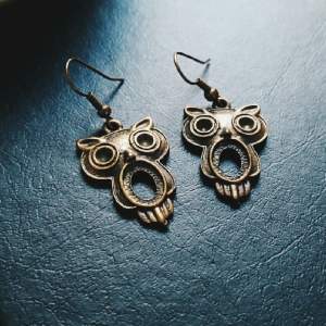 Vintage owl earrings. Aldrig använda. 