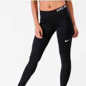  - Säljer mina tränings tights som är lite använda men i bra skick. De är i storlek xxs men passar mig som har xs. Kan mötas upp i Sthlm. Tar swish.