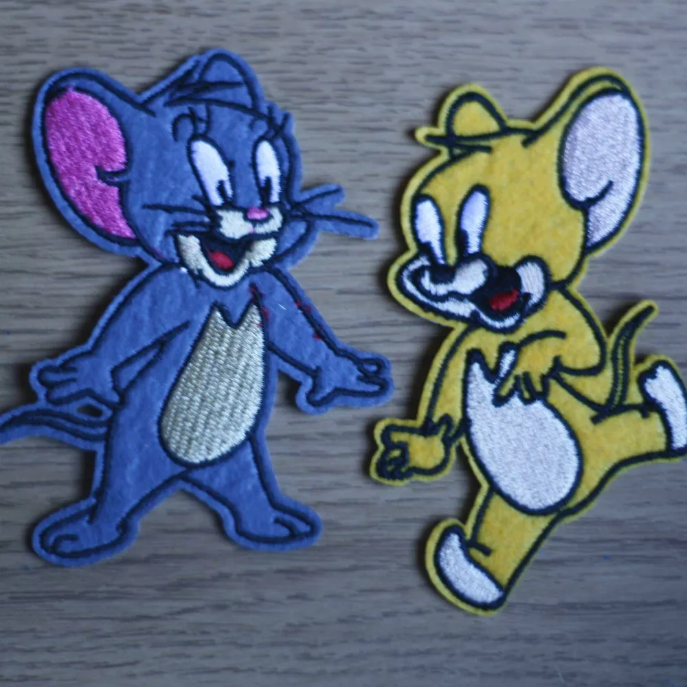 Tygmärke med Jerry från Tom & Jerry på! Har en i grå också (se bild 3). 39 kr inkl frakt!! P.S hsr fler tygmärke med liknande motiv på👌. Övrigt.