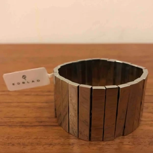  - Armband från märket Edblad, nytt och aldrig använt. 50:- inkl frakt