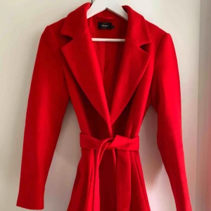  - Jacka från Only, storlek S. Aldrig använd. 