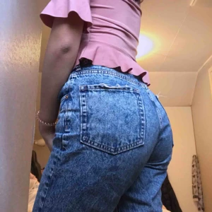  - Snygga momjeans från h&m som tyvärr har blivit för korta för mig:/ ordpris: 399kr säljer för 70+frakt