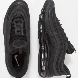 Nike  - Använda en gång 