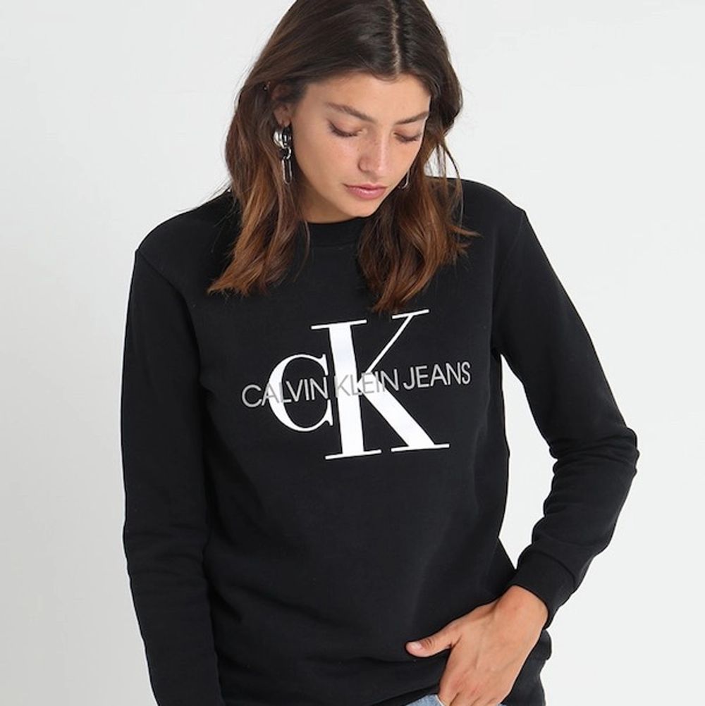 Calvin Klein tröja - Calvin Klein | Plick Second Hand