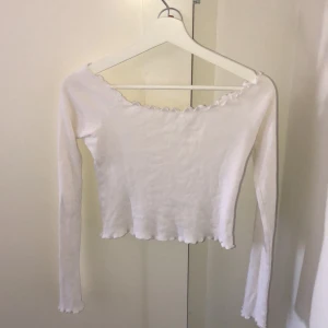 Topp från Brandy Melville - Söt topp från Brandy Melville 🤍 100 kr inkl frakt