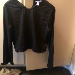  - Topp Nelly strl 40. Enbart testad 