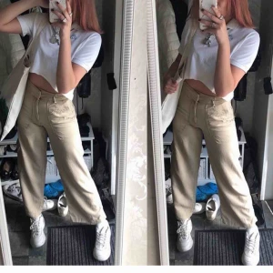  - Säljer dessa byxor i storlek s💕