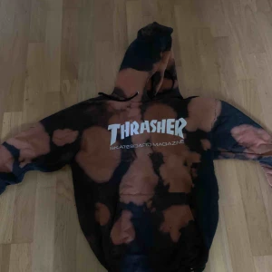  - Trasher hoddie costom made