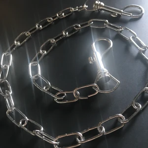 Kedja - En fin oanvänd kedja, 71 cm lång. Frakt 22 kr. Buda i kommentarerna, startbud 60 kr. Budning avslutas 15 november 🖤