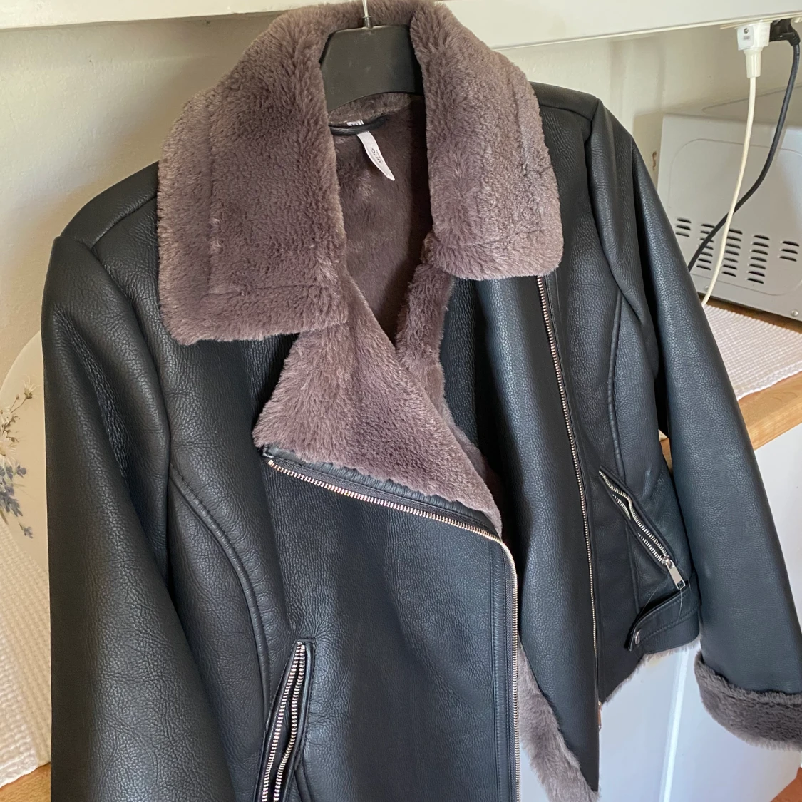 Jacka från Mango, storlek M - 90