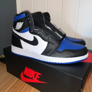 Jordan 1 Retro High Royale Toe - Jordan 1s 10.5 (44.5) | DSWT | Pris kan diskuteras | Kan levereras 