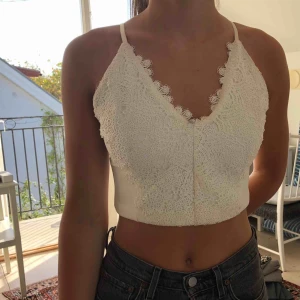  - Superfin topp från Bikbok 🤍😇