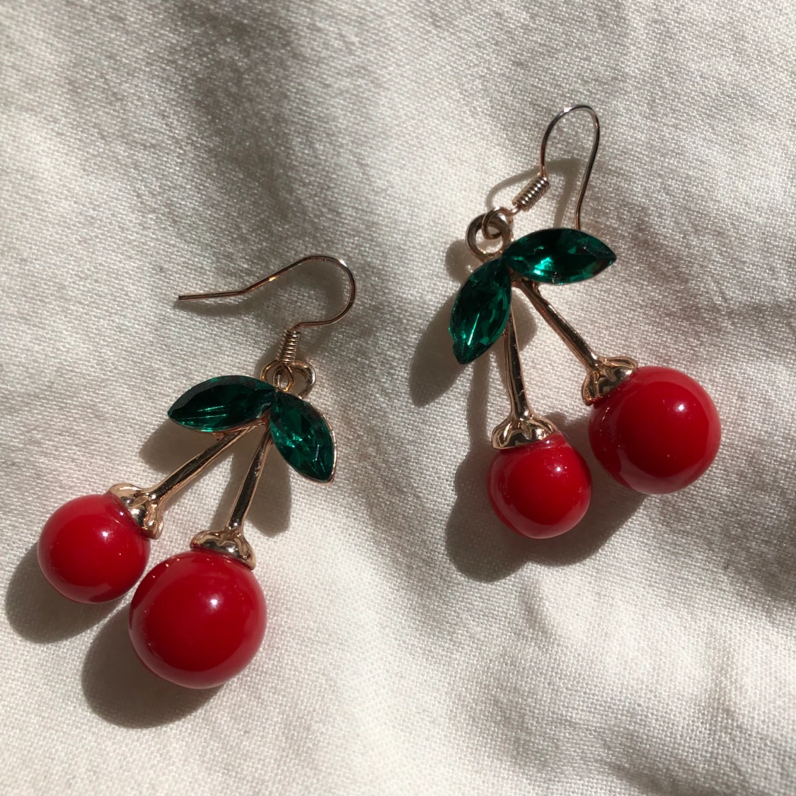 Körsbärsörhängen 🍒  - 90