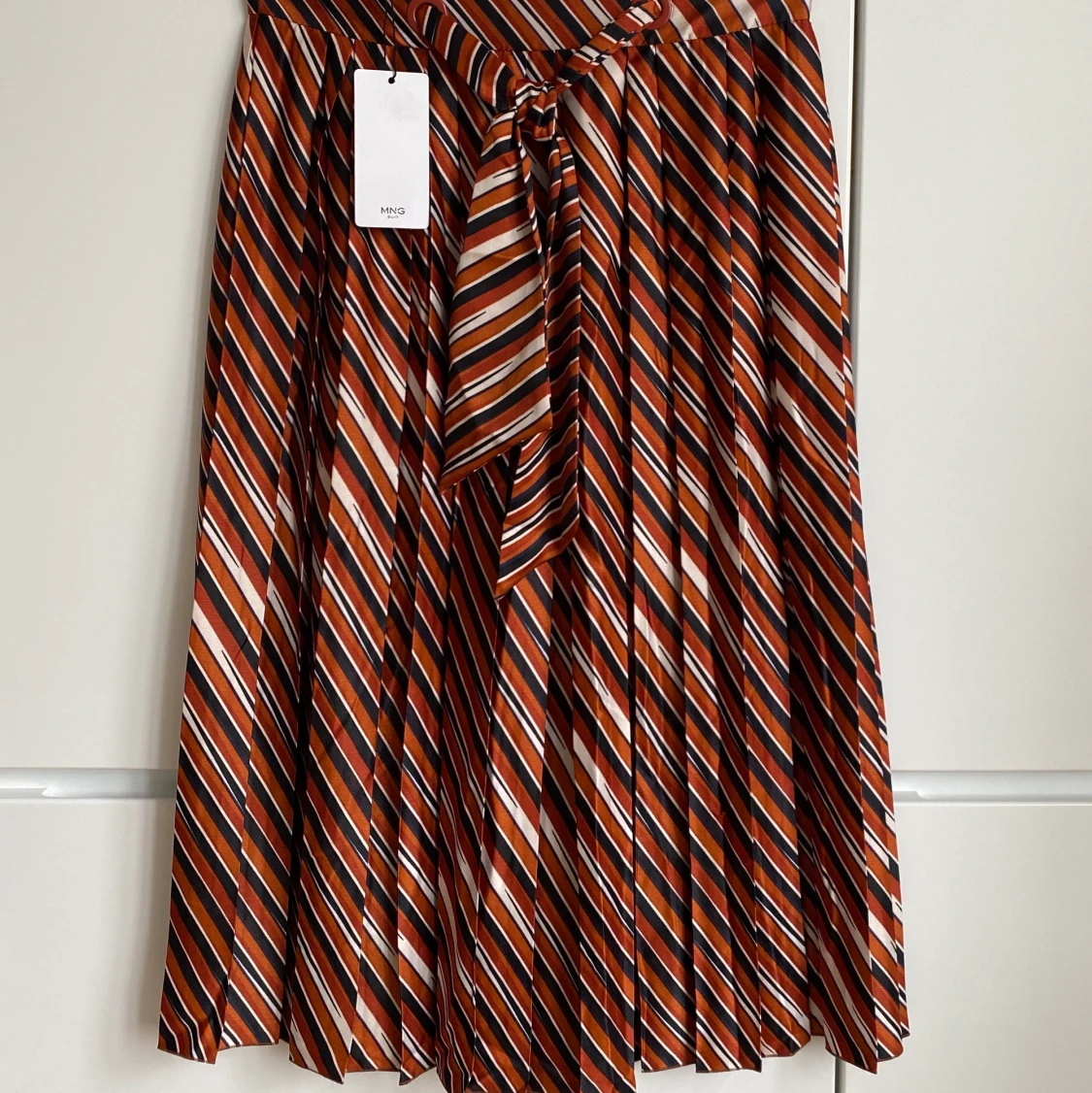 Mango Suit pleated midi skirt