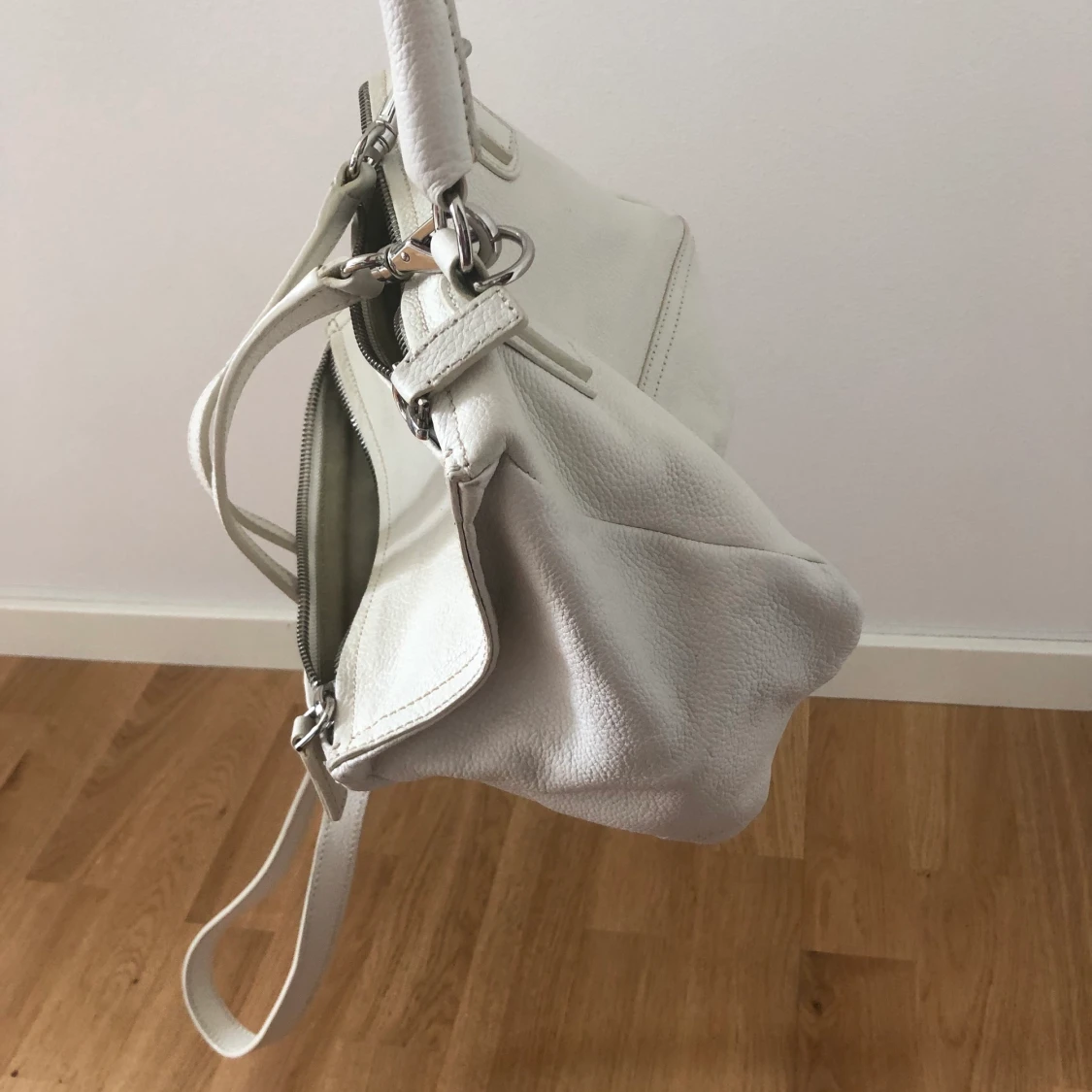 Givenchy pandora bag - 90