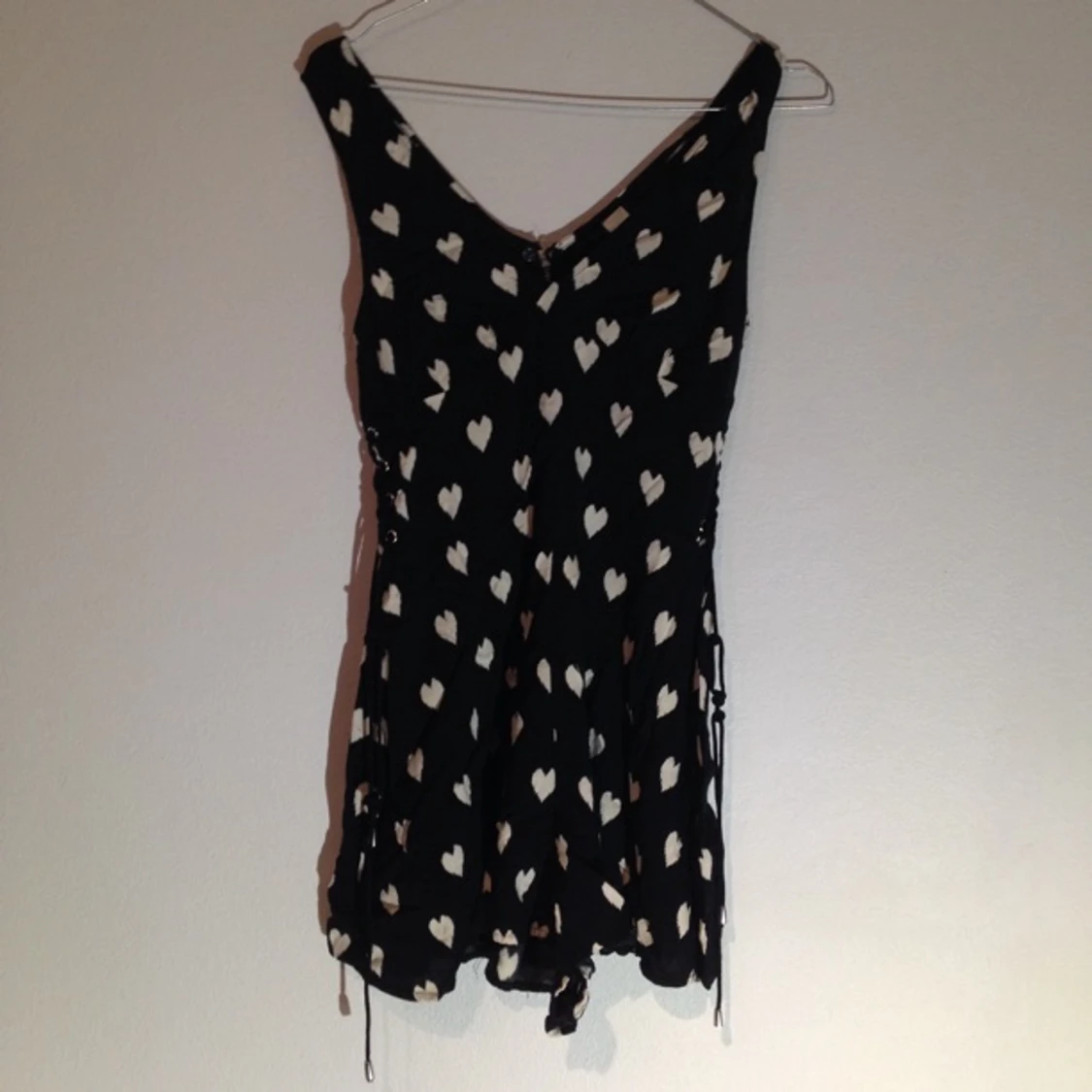 Figurnära byxdress från H&M