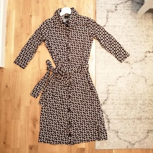 Mönsterad klänning - Härlig material på tyget🥰