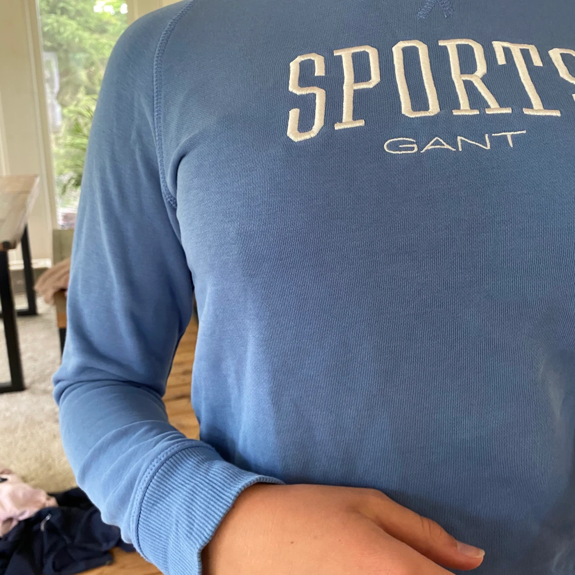 En blå gant tröja  - 90