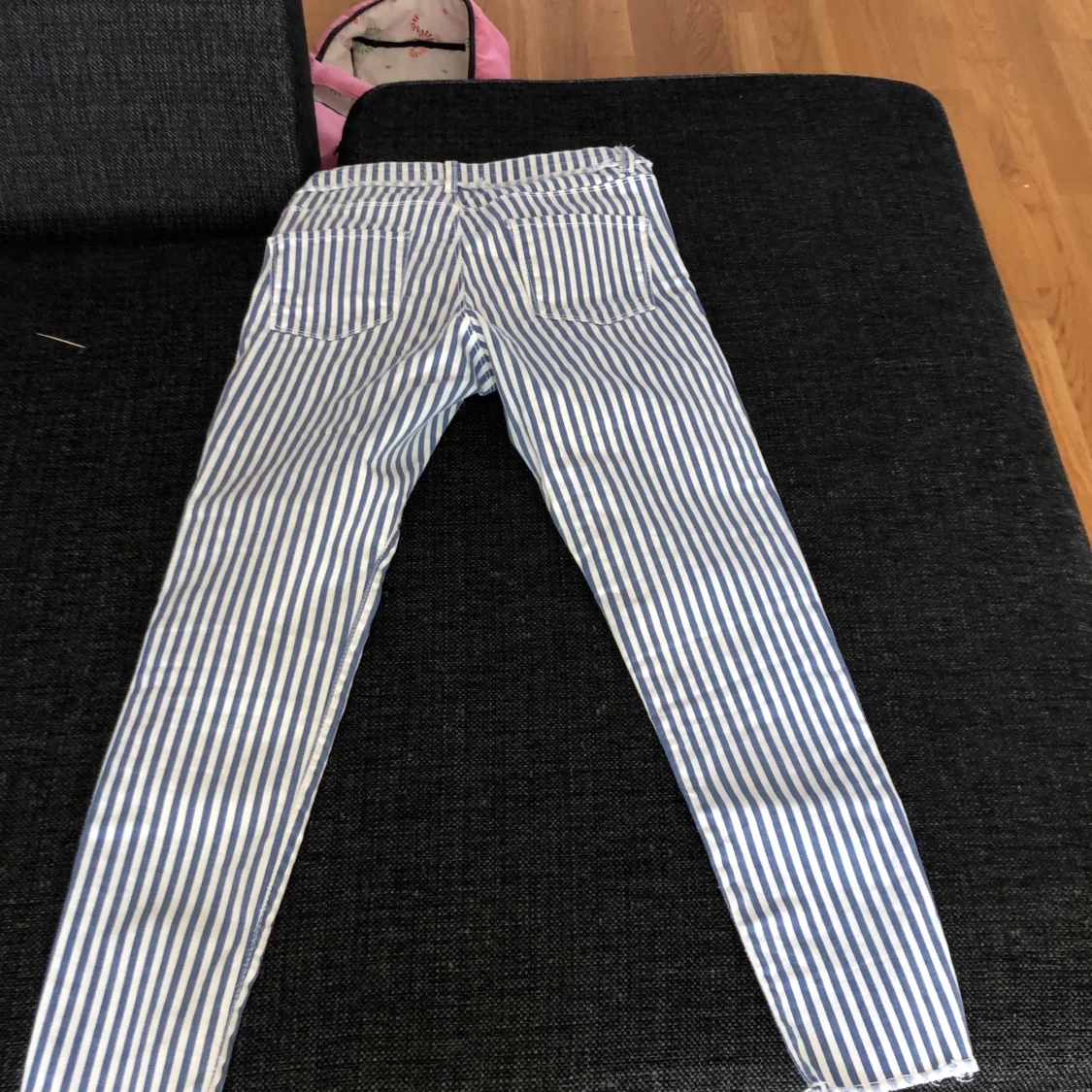 Blårandiga byxor från Zara st. 152 - 90