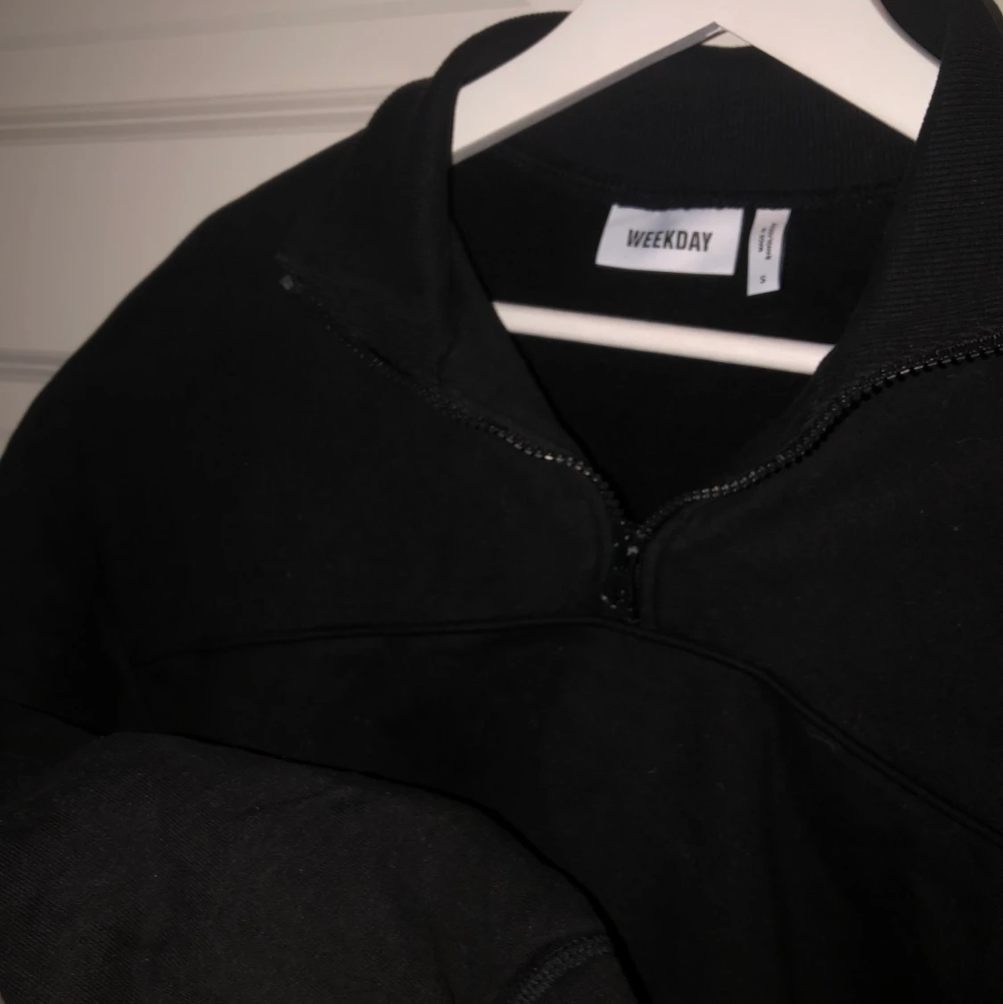 Weekday tröja - 90