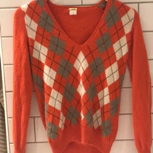 Tröja - Snygg vintage tröja! 100% cashmere! Bud från 350 kr! Storlek M