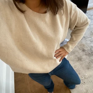 Zara storlek L - Zara stickad tröja i storlek L, använd 