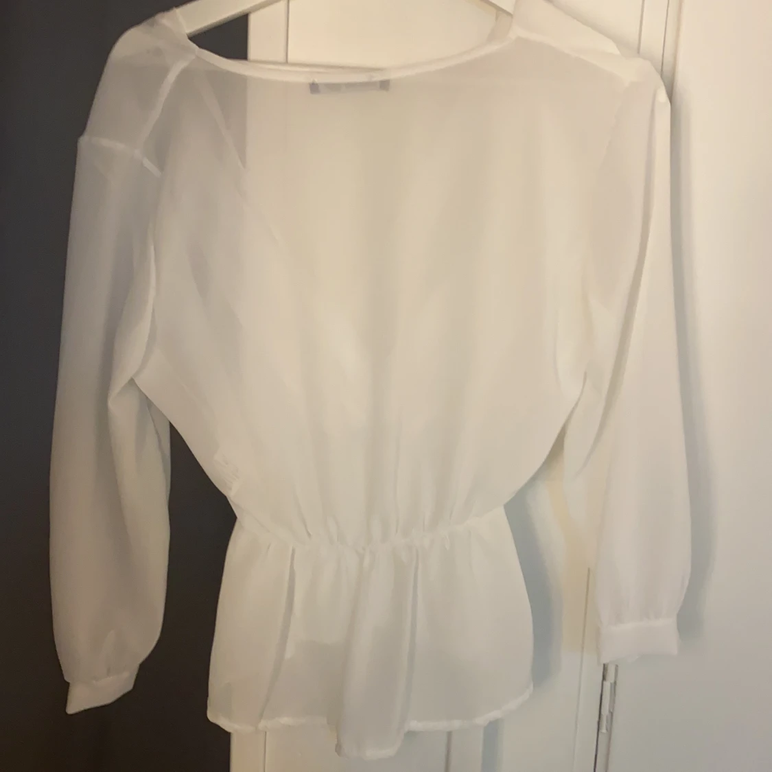 vit korsad top, storlek 38 - 90