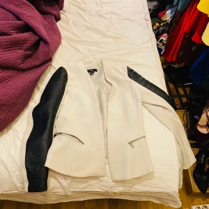 Hm - Klassisk Jackar 