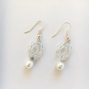 Örhängen - Handgjorda örhängen🌸