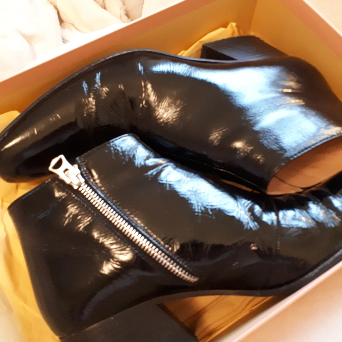 Acne ”Lucinda” boots lack stl 38