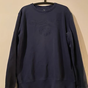 Gant sweatshirt  - Gant sweatshirt. Stl Xl mer som en L. Köparen står för frakten.