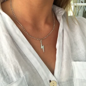 Halsband - Gjort halsband själv😊