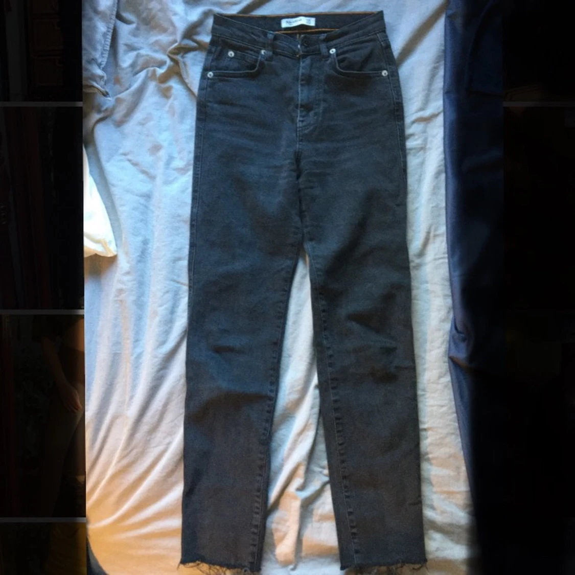 Perfekta svarta momjeans  - 90