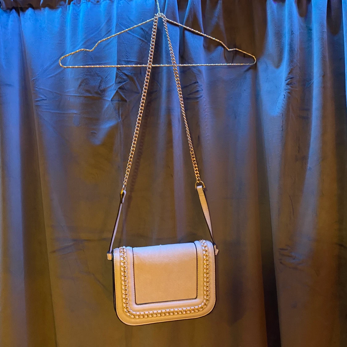 Grå axelväska - 90