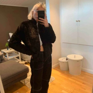  - Fin vinter/vår jacka i bra skick! 