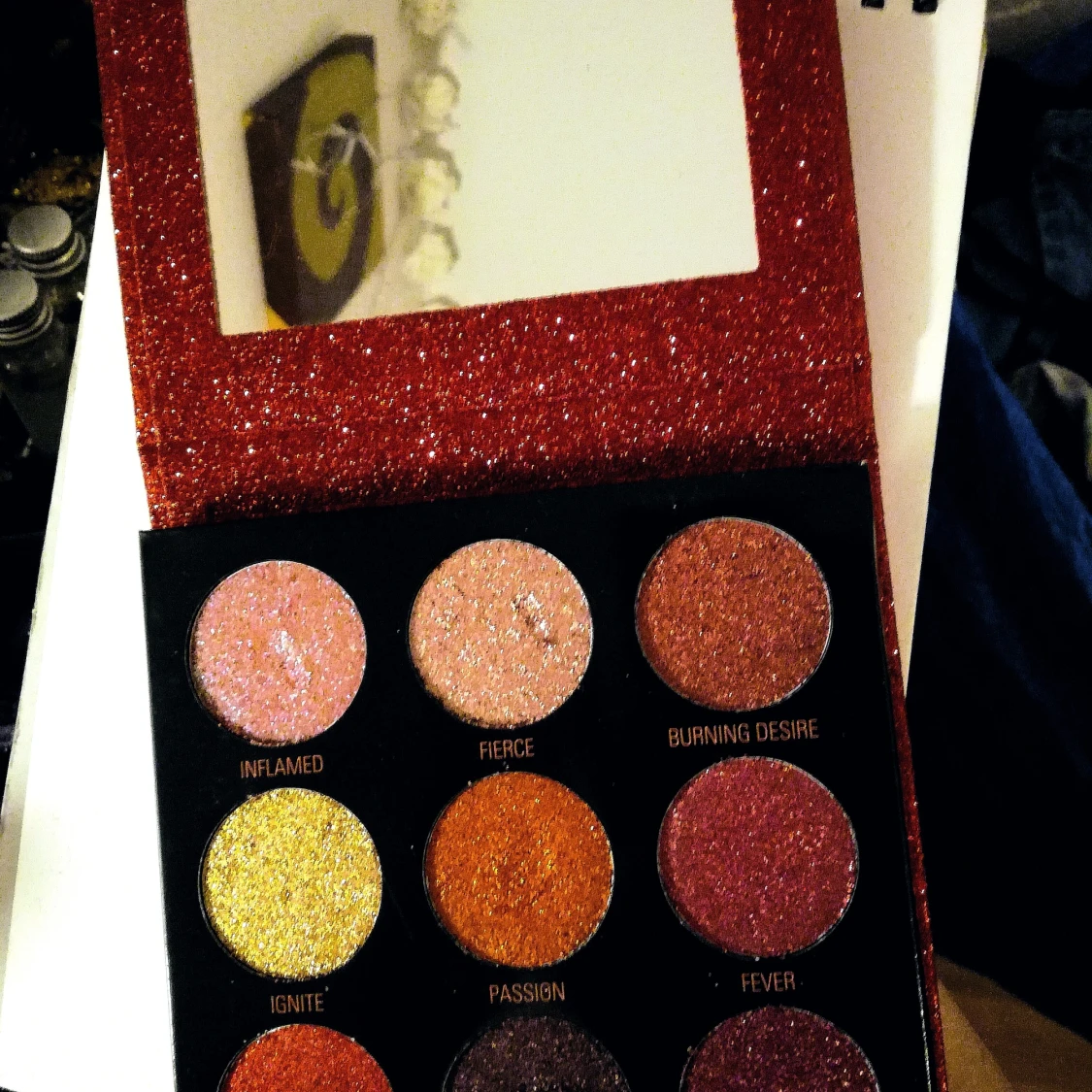 Revolution glitter palett  - 90