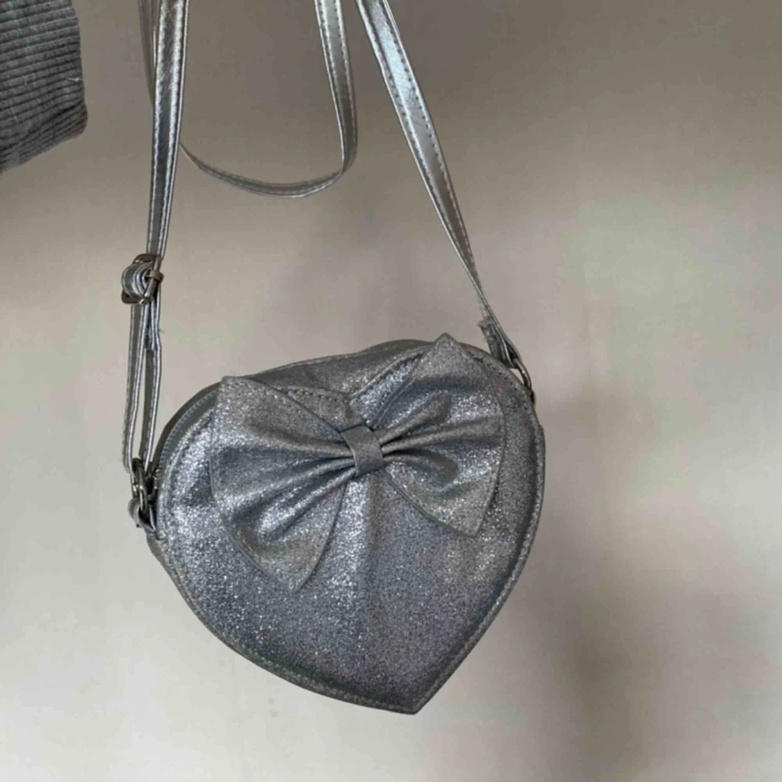 Hjärtformad väska - 90